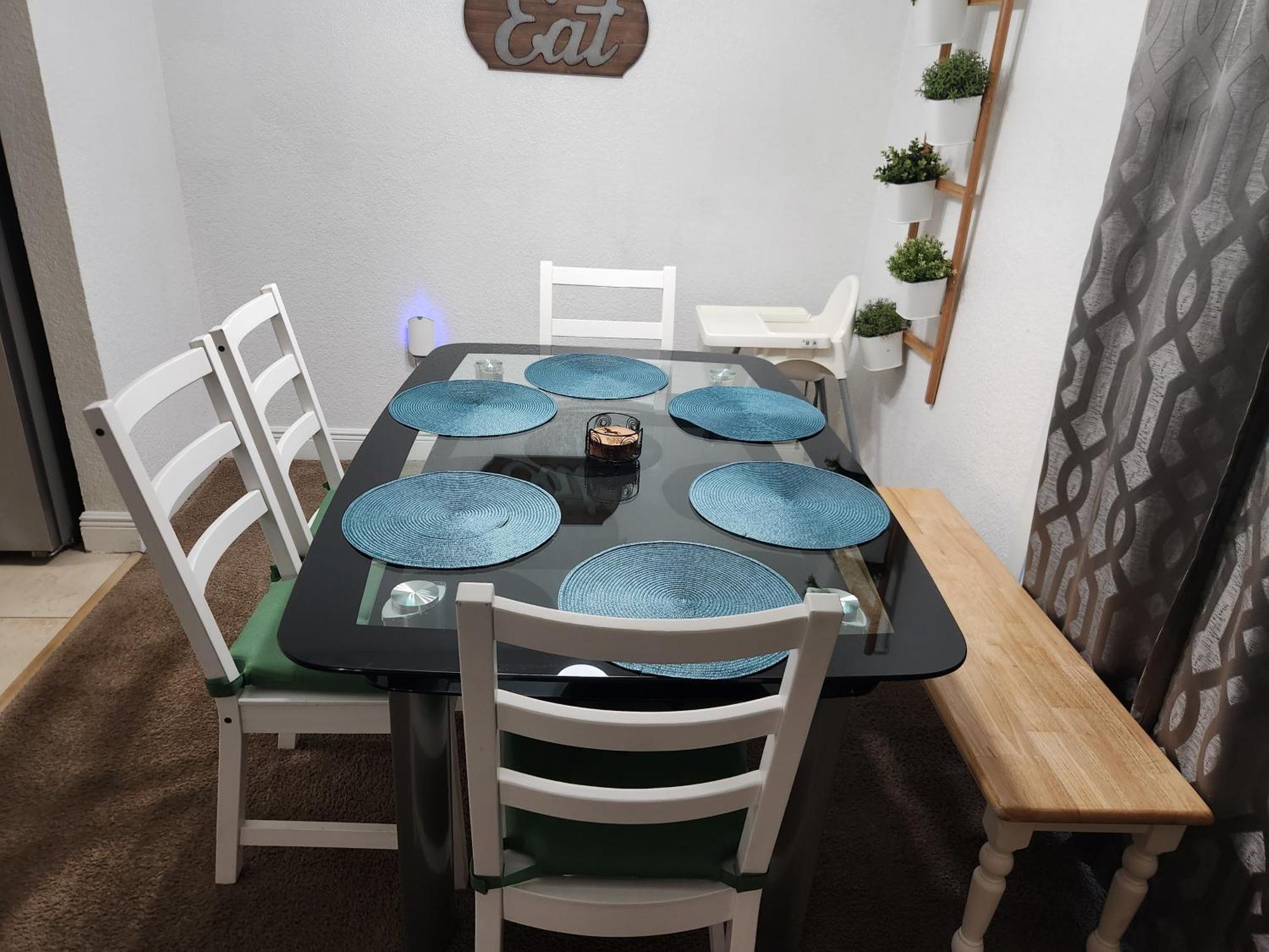 Centauri Vacation Rentals Beautiful 2-Bedroom Condo, Near All Orlando Attractions, Free Parking & Wi-Fi, King Bed, #1 외부 사진